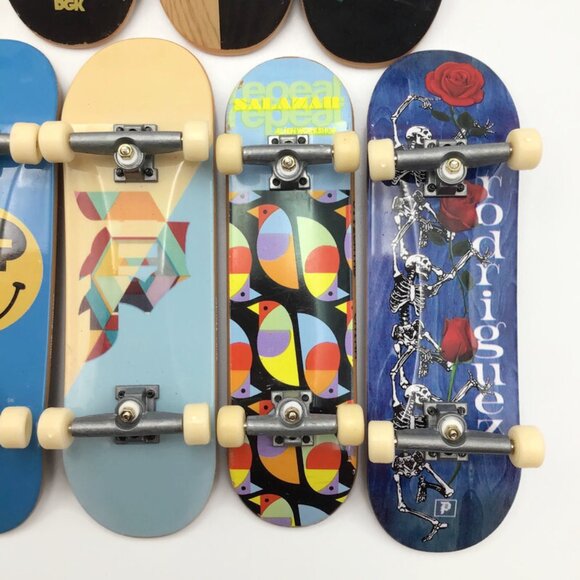 Tech Deck Fingerboard Skateboard Lot 12 Piece Plan B Almost Scooter Mixed - Picture 5 of 11